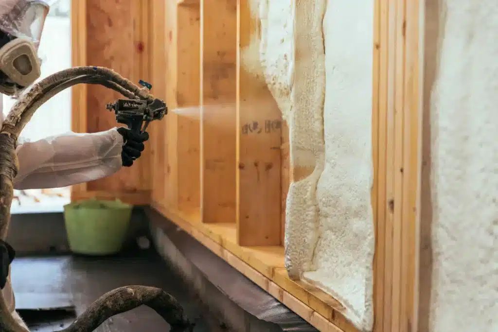 Closed Cell Spray Foam Insulation (20)