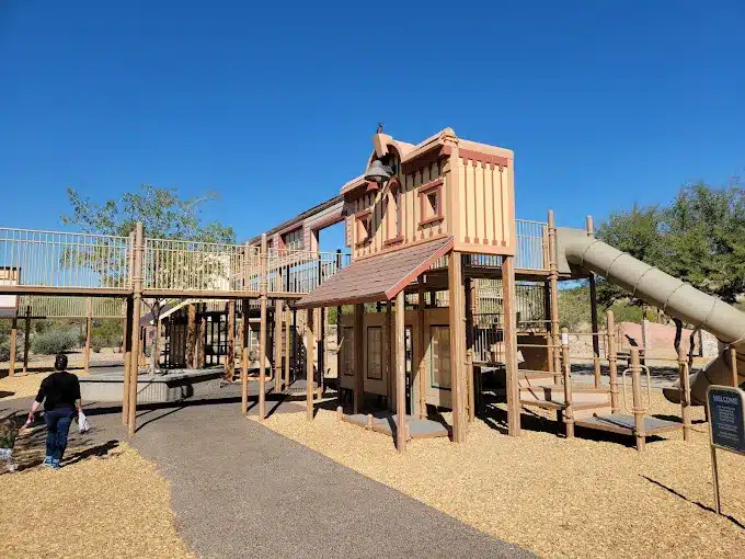 Exploration Peak Park