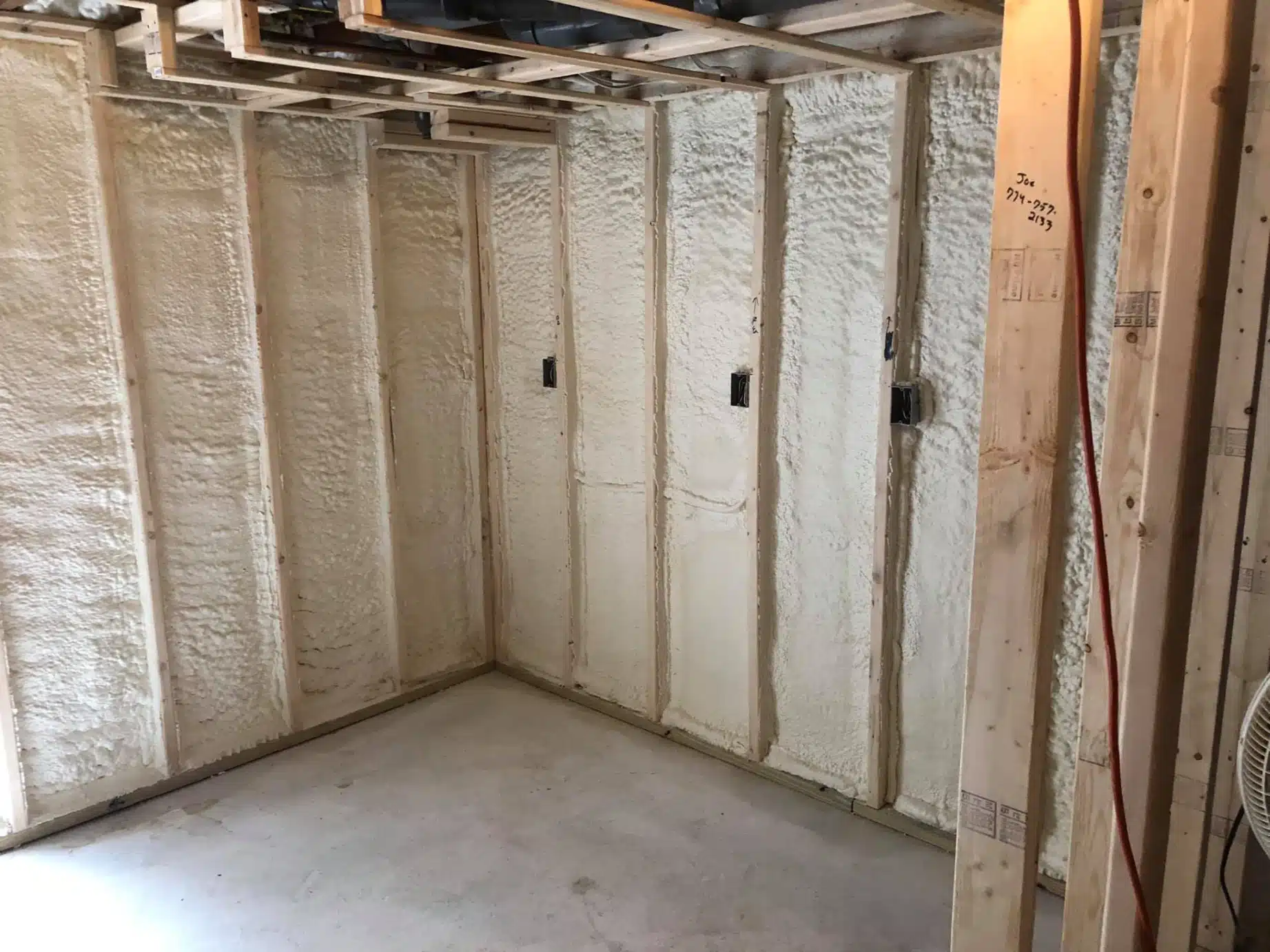Spray foam insulation contractor in Centennial Hills Las Vegas NV